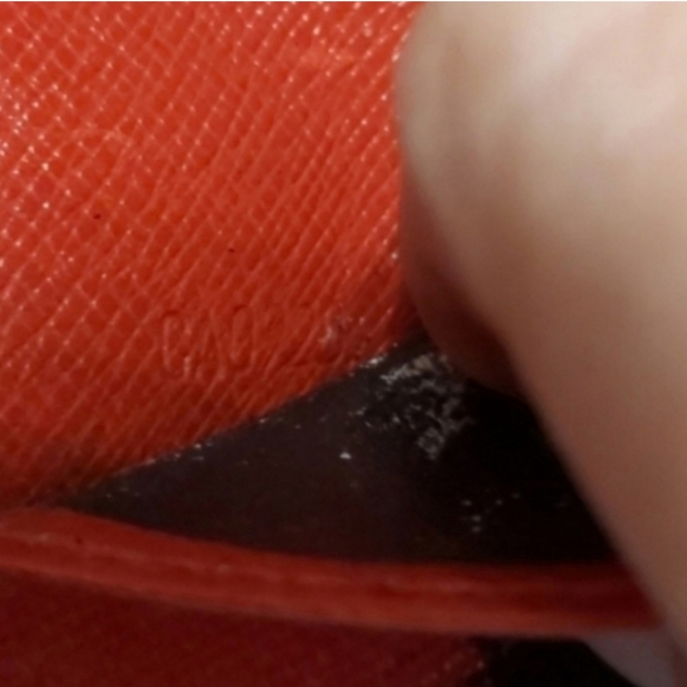 Louis Vuitton Key Case - Picture 10 of 10